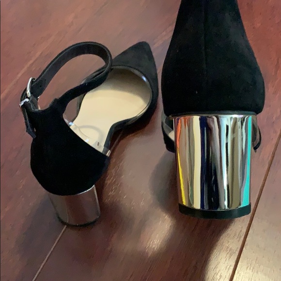 Suede black block heels from Victoria’s Secret - Picture 3 of 4